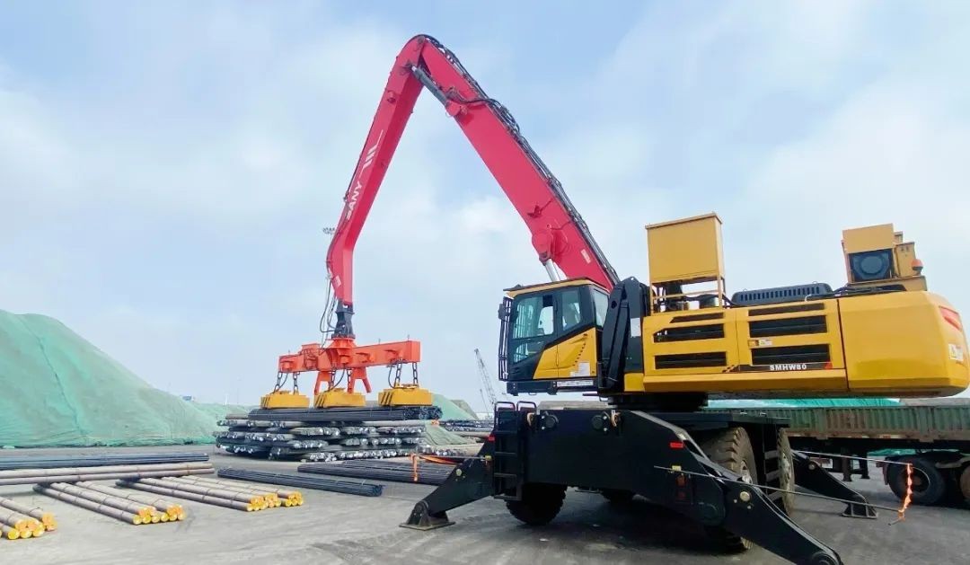 Eletro&iacute;m&atilde;s de eleva&ccedil;&atilde;o da Zhongke Electrics em opera&ccedil;&atilde;o
