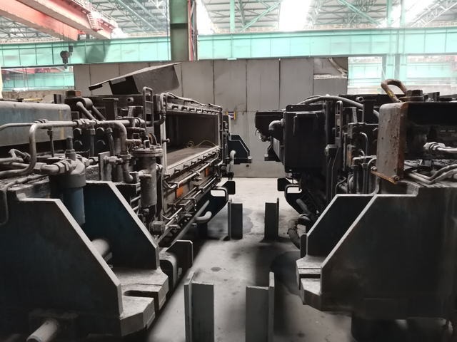 Sistema de agitação eletromagnética e controle de fluxo de menisco multimodo (M-MEMS) para laje